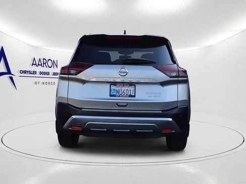 Used 2021 Nissan Rogue Platinum AWD/4WD image 5