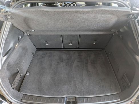 Used 2025 Mercedes-Benz GLA 250 image 6