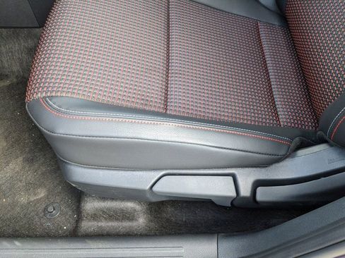 New 2025 Nissan Kicks SR w/ Illumination Package image 23