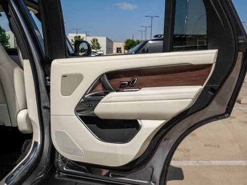 New 2026 Land Rover Range Rover Long Wheelbase SE AWD/4WD image 56