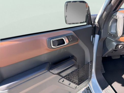 Used 2024 Ford Bronco Outer Banks AWD/4WD image 17