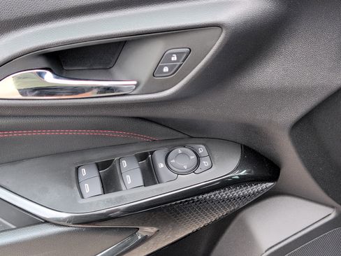 Certified 2026 Chevrolet Trax RS FWD image 16