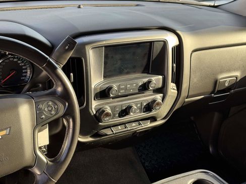 Used 2018 Chevrolet Silverado 1500 LT w/ All Star Edition image 3