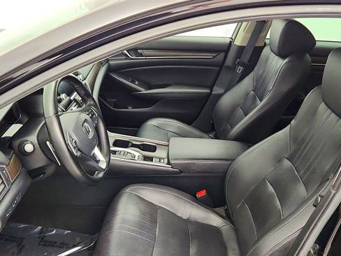 Used 2019 Honda Accord Touring image 20