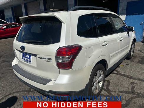 Used 2014 Subaru Forester 2.5i Limited AWD/4WD image 3