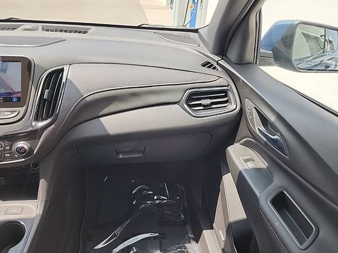 Used 2024 Chevrolet Equinox RS w/ RS Leather Package AWD/4WD image 20