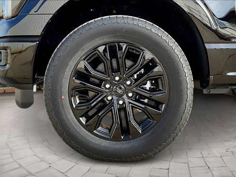 New 2025 Ford F150 Lariat w/ Equipment Group 501A Mid image 13