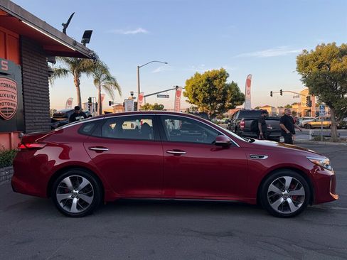 Used 2018 Kia Optima SX w/ Technology Package FWD image 16