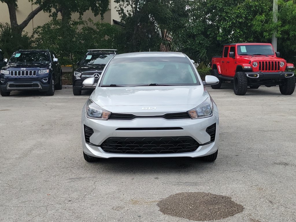 Used 2023 Kia Rio LX FWD image 2