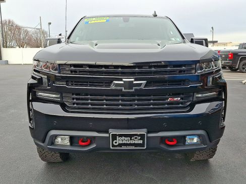 Used 2020 Chevrolet Silverado 1500 LT Trail Boss w/ Midnight Edition image 2
