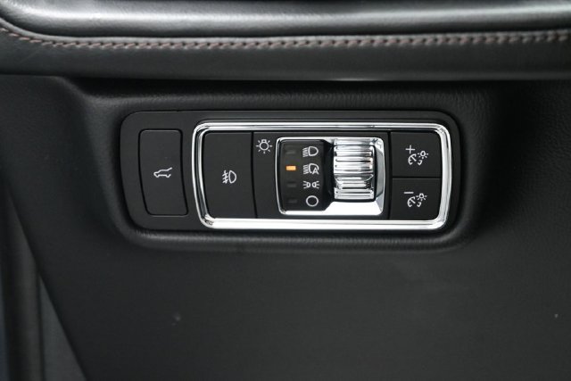 Used 2021 Lincoln Aviator Reserve w/ Equipment Group 202A AWD/4WD image 11