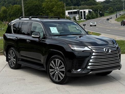 Used 2026 Lexus LX 700h Luxury AWD/4WD image 1