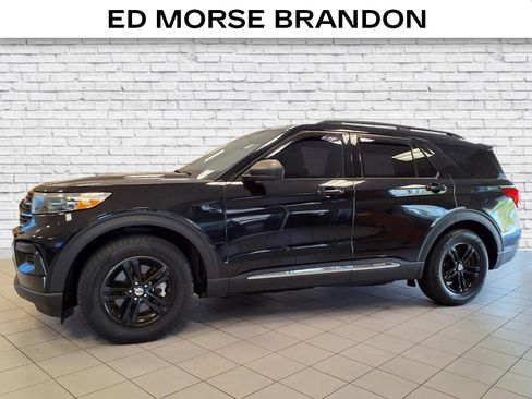 Used 2020 Ford Explorer XLT w/ Class III Trailer Tow Package image 2