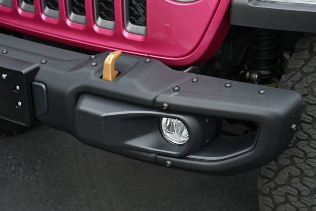 Used 2022 Jeep Wrangler Unlimited Rubicon w/ Xtreme Recon 35" Tire Package AWD/4WD image 9