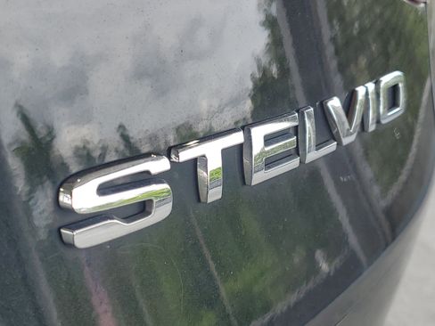 Used 2023 Alfa Romeo Stelvio Sprint RWD image 6
