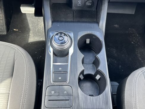 Used 2022 Ford Escape S image 21