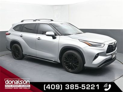 Used 2021 Toyota Highlander XLE