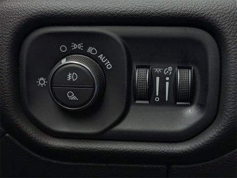 New 2025 RAM 1500 Big Horn image 34