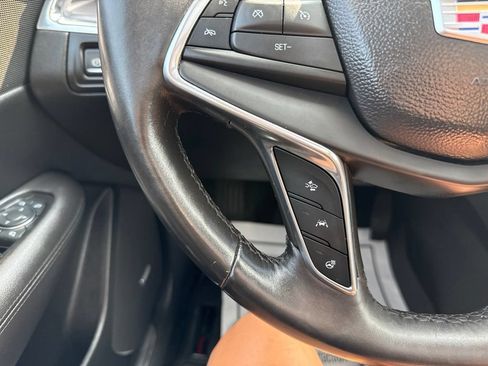 Used 2017 Cadillac XT5 Premium Luxury AWD/4WD image 35