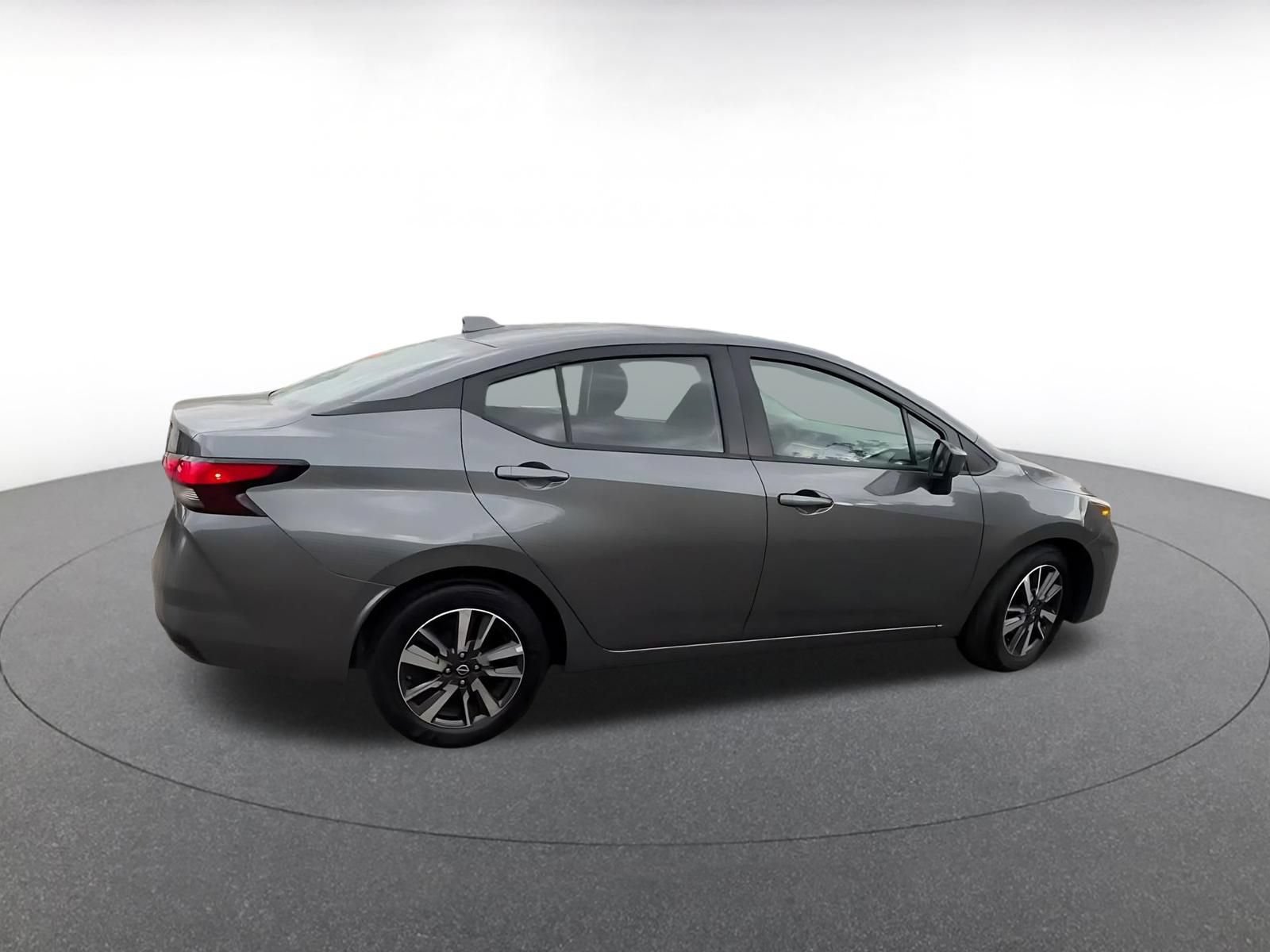 Used 2025 Nissan Versa SV FWD image 14
