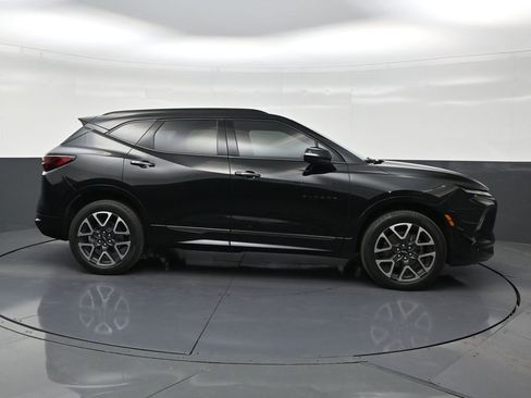 Used 2024 Chevrolet Blazer RS w/ Enhanced Convenience Package FWD image 6