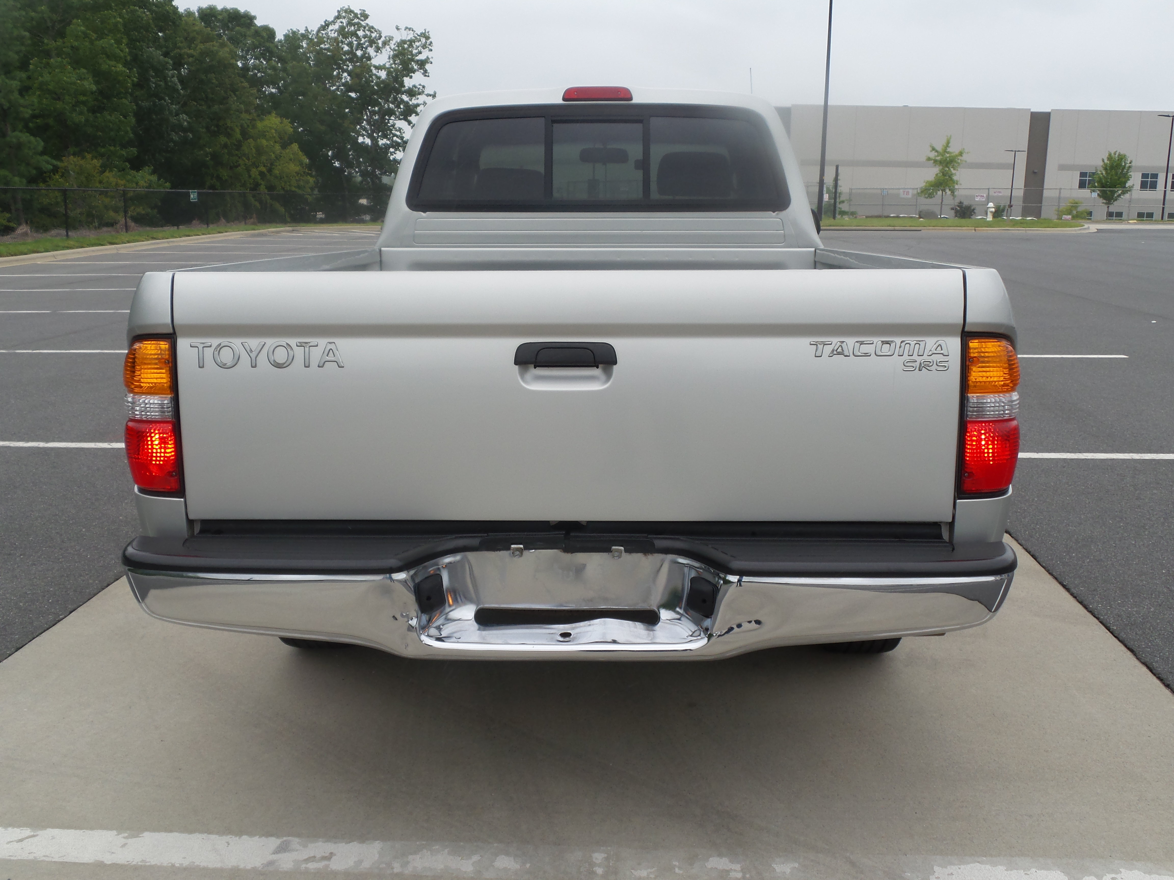 Used 2004 Toyota Tacoma 2WD Xtracab image 32