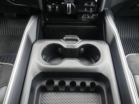 Used 2024 RAM 1500 Laramie AWD/4WD image 25