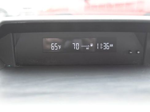 Used 2018 Subaru Crosstrek 2.0i image 21