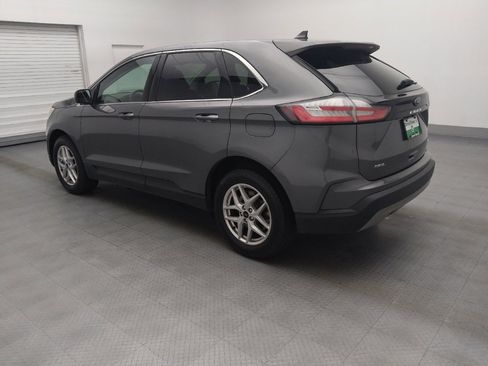 Used 2024 Ford Edge SEL image 3