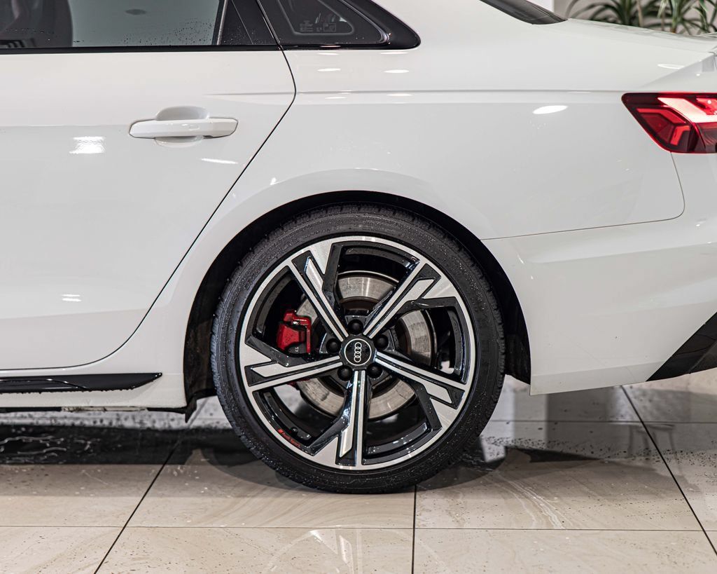 Used 2023 Audi S4 Prestige AWD/4WD image 7