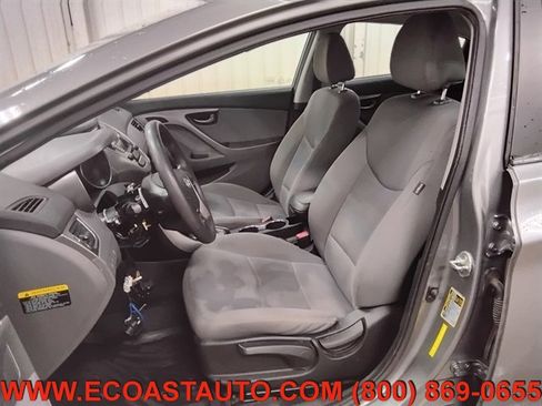 Used 2013 Hyundai Elantra GLS w/ Preferred Pkg FWD image 10