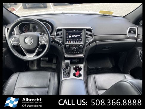 Used 2018 Jeep Grand Cherokee Limited AWD/4WD image 23
