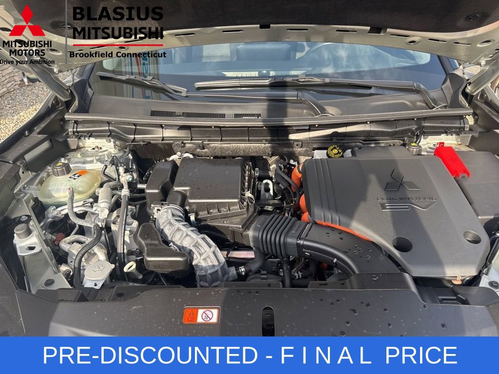 Used 2025 Mitsubishi Outlander ES AWD/4WD image 40