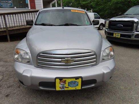 Used 2009 Chevrolet HHR LS FWD image 3
