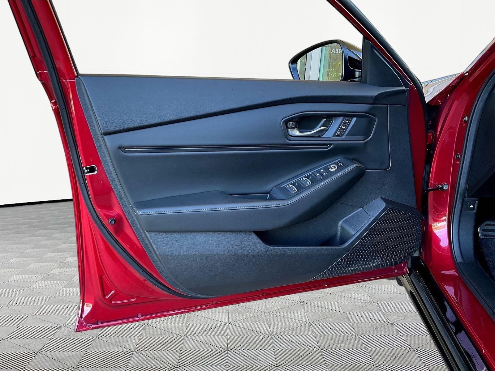 Used 2024 Honda Accord Sport image 19