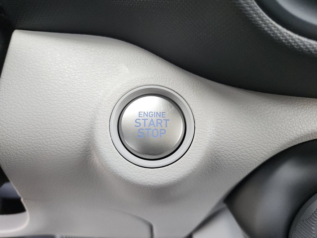 New 2026 Hyundai Venue SEL FWD image 36