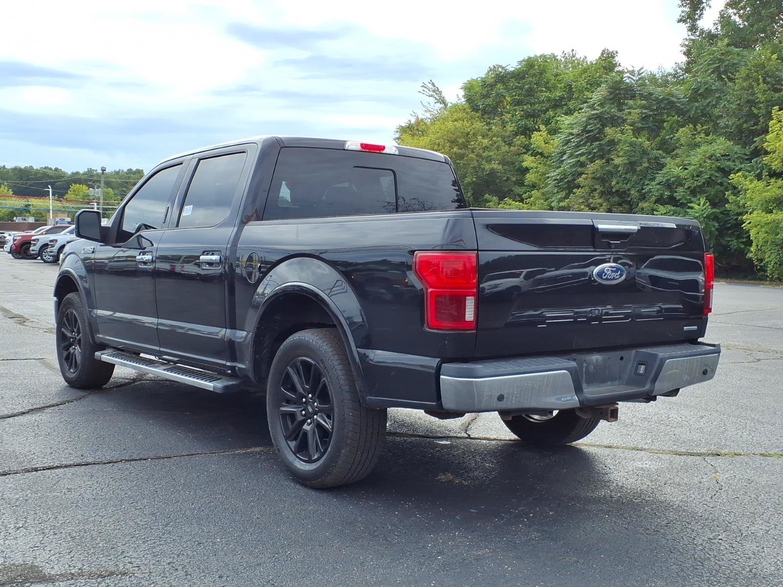 Used 2019 Ford F150 Lariat w/ Equipment Group 502A Luxury AWD/4WD image 14