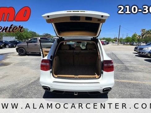 Used 2008 Porsche Cayenne AWD/4WD image 20