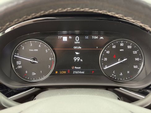 Certified 2021 Buick Envision Avenir w/ Technology Package II FWD image 34
