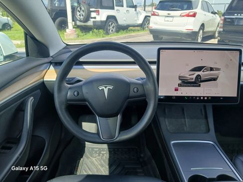 Used 2023 Tesla Model 3 Standard Range RWD image 23