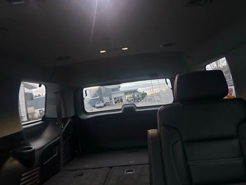 Used 2018 GMC Yukon Denali w/ Open Road Package image 12
