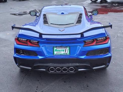 New 2025 Chevrolet Corvette Z06 w/ Z07 Performance Package RWD image 6