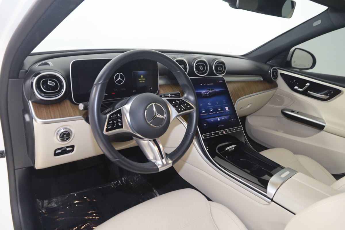 Used 2024 Mercedes-Benz C 300 4MATIC Sedan image 24