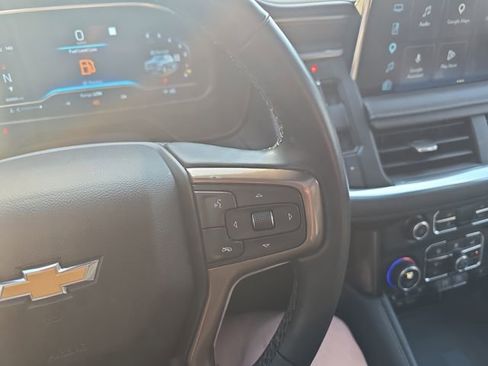 Used 2023 Chevrolet Suburban High Country w/ Premium Package 2 AWD/4WD image 22