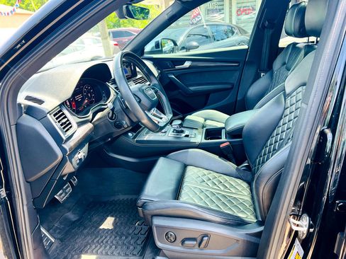 Used 2019 Audi SQ5 Premium Plus w/ Premium Plus Package image 15