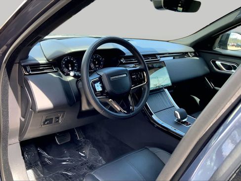 Used 2026 Land Rover Range Rover Velar Dynamic SE AWD/4WD image 17