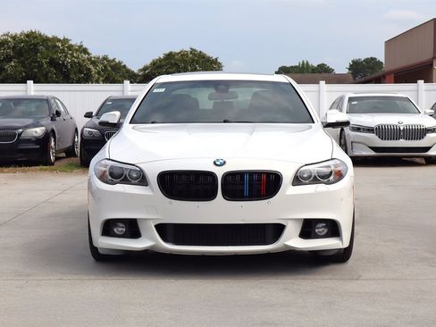 Used 2016 BMW 550i xDrive Sedan AWD/4WD image 2