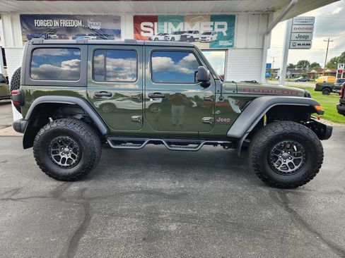 Used 2023 Jeep Wrangler Unlimited Rubicon w/ Xtreme Recon 35" Tire Package AWD/4WD image 2