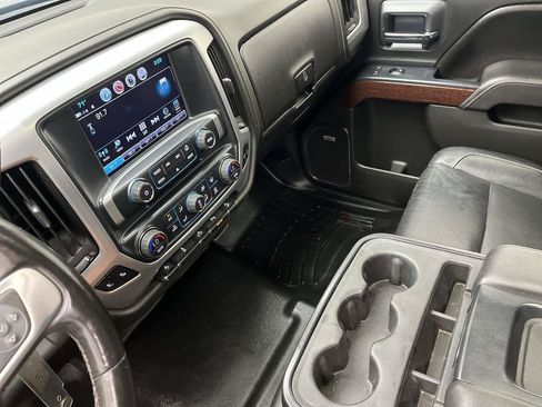 Used 2017 GMC Sierra 1500 SLT w/ SLT Premium Package AWD/4WD image 19