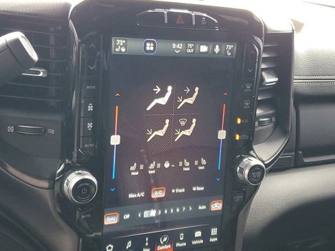 Used 2024 RAM 2500 Rebel AWD/4WD image 19